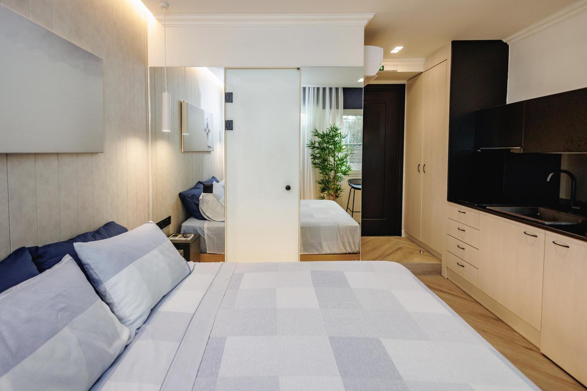 Triple A @ Trendy Psiri - Art & Nightlife Aparthotel Athens Ngoại thất bức ảnh